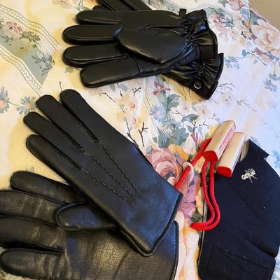 Vintage men's gloves