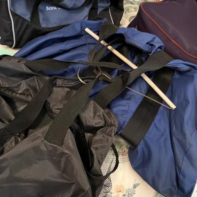 Bags lot of 4