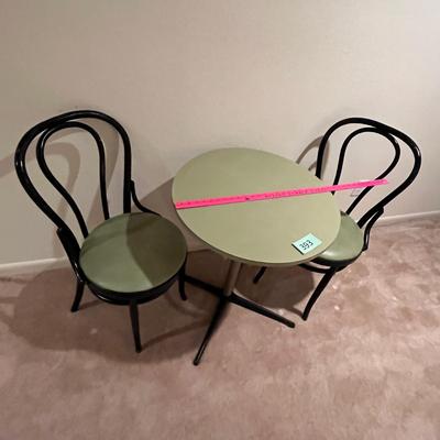 Avocado (YUK) bistro set