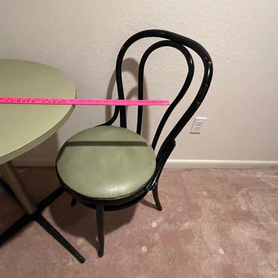 Avocado (YUK) bistro set