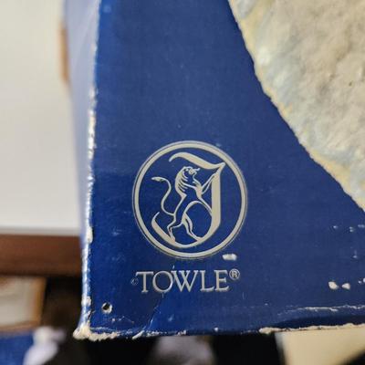 Towle Crystal 9" Bowl Plaza Suite