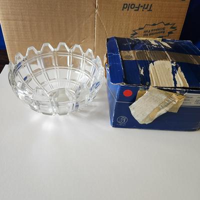 Towle Crystal 9" Bowl Plaza Suite