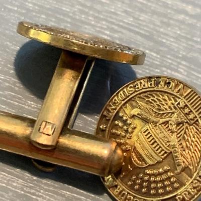 Collectibles - 1969 Inaugural Ball Cuff Links Pendant Thimble Watch +++