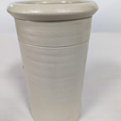 Williamsburg Pottery Container