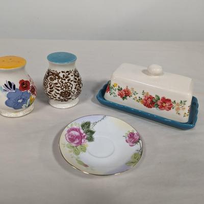Pioneer Woman Butter Dish Unmarked Salt & Pepper Shakers