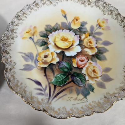 Kitchen Decor Plates & Glasses