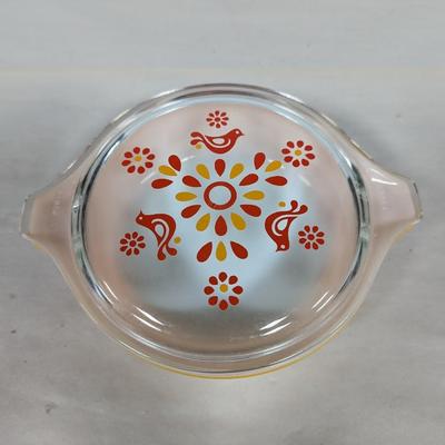 1 Pint Pyrex Friendship Birds Casserole Dish