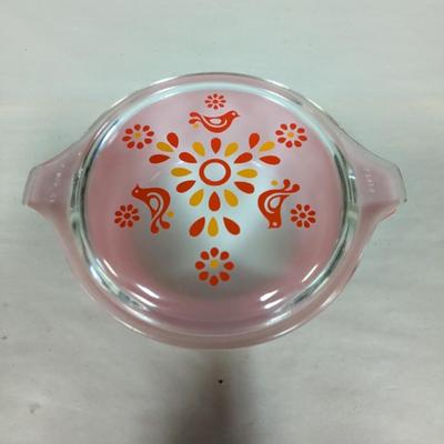 1 1/2 Pint Pyrex Friendship Birds Casserole Dish