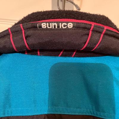 Sunice Jacket