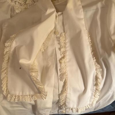 3 Girls fancy tops