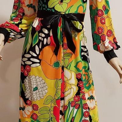 Vtg 60s Timeless Flower Power Creation by Marion Rigney Ltd dress