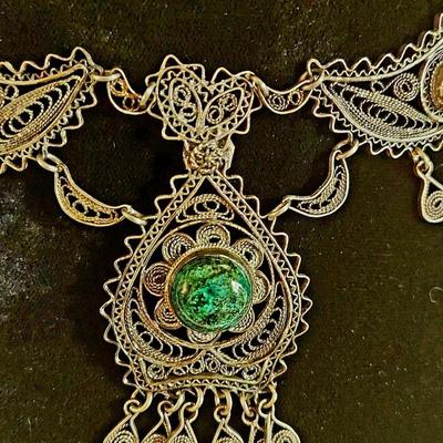 Antique/Vtg Sterling Silver JerusalymNecklace & Earrings set/ Eilat Green stones.