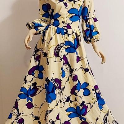 Vtg Iconic Amazing Hawaiian Maxi Hostess Gown by Sydney. Honolulu