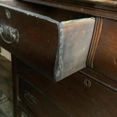 329 Vintage Oak Four Drawer Dresser