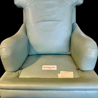 Brunswick & Fils Whitehall leather club chair