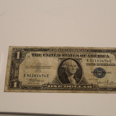 1935 C 1 Dollar Blue Seal Silver Certificate