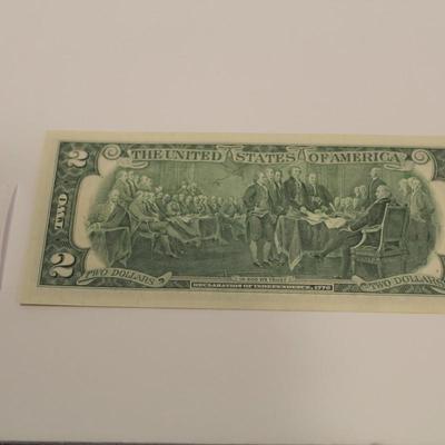 1976 1st DAY ISSUED 2 DOLLAR BILL WITH DELEWARE STAMP POSTMARKED