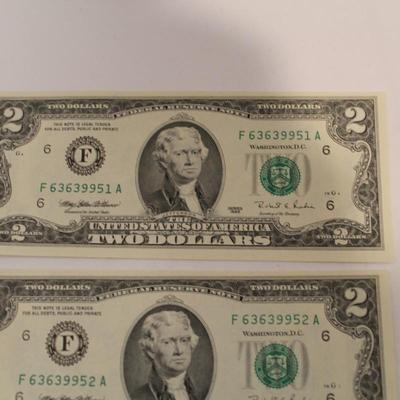10 Consecutive 1995 2 Dollar Bills