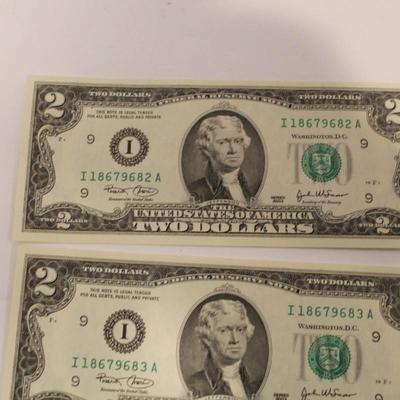 5 Consecutive 2003 2 Dollar Bills