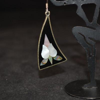 Alpaca Silver Drop Earrings w/ Onyx & Mother of Pearl 7.5g