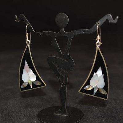 Alpaca Silver Drop Earrings w/ Onyx & Mother of Pearl 7.5g