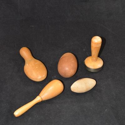 Lot of Antique/Vintage Darning Items