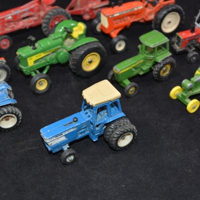 Lot of Vintage ERTL Die-Cast Tractors