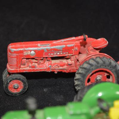 Lot of Vintage ERTL Die-Cast Tractors