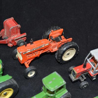 Lot of Vintage ERTL Die-Cast Tractors