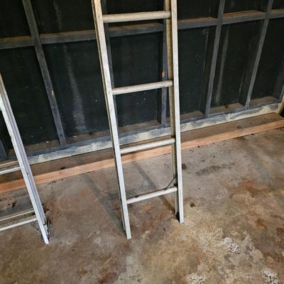Assortment of Four Ladders (G-JS)