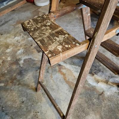 Assortment of Four Ladders (G-JS)