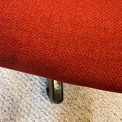 Vintage Swivel/Tilt Wooden Office Chair (O-RG)