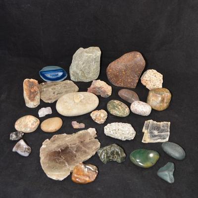 Lot of Very Nice Rocks & Minerals