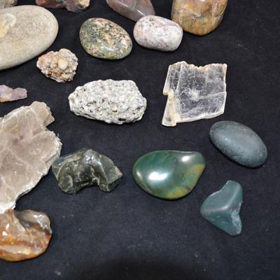 Lot of Very Nice Rocks & Minerals