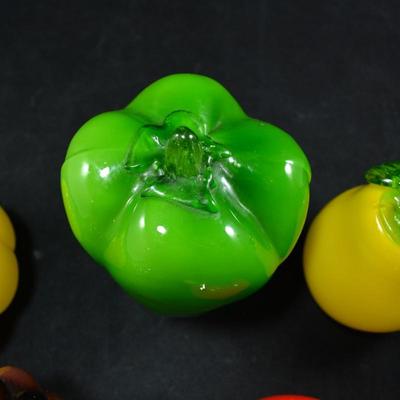 Lot of Vintage Art Glass Fruits & Vegetables