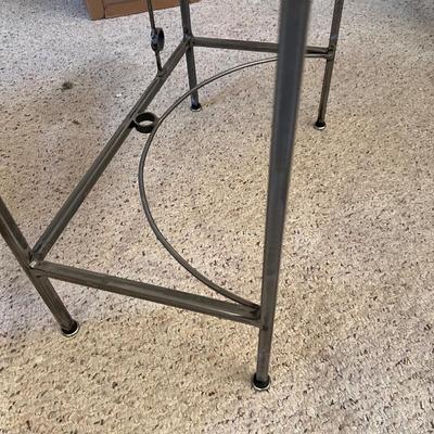 Modern Metal Frame Side Table W/Wood Top (O-RG)