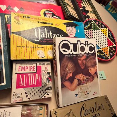 Lot 1 of Vintage games