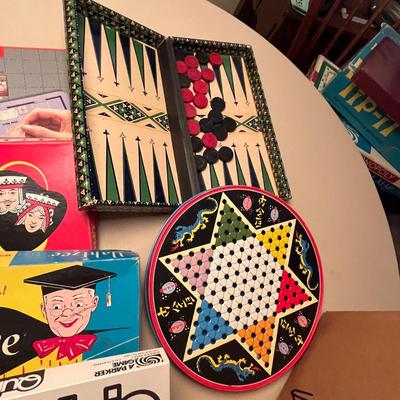 Lot 1 of Vintage games