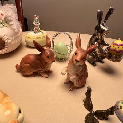 Vintage Easter decor