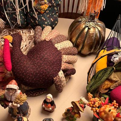 Thanksgiving decor