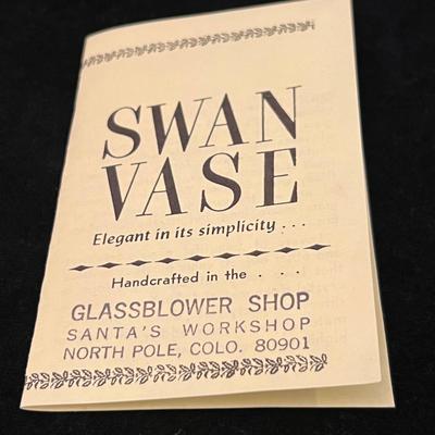 Murano, Swarovski, Kosta Boda & More Crystal Swan Figurines (O-RG)