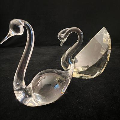 Murano, Swarovski, Kosta Boda & More Crystal Swan Figurines (O-RG)