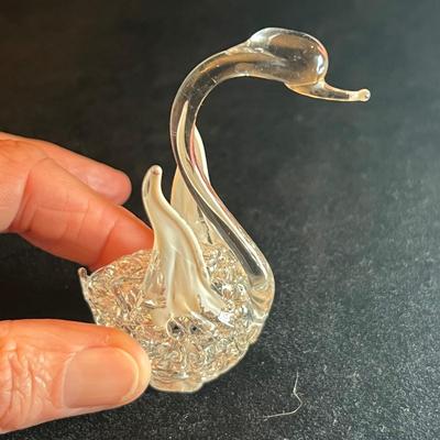 Murano, Swarovski, Kosta Boda & More Crystal Swan Figurines (O-RG)