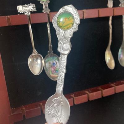 North Carolina & More Collectible Souvenir Spoons with Wood & Glass Display Case (K-HS)