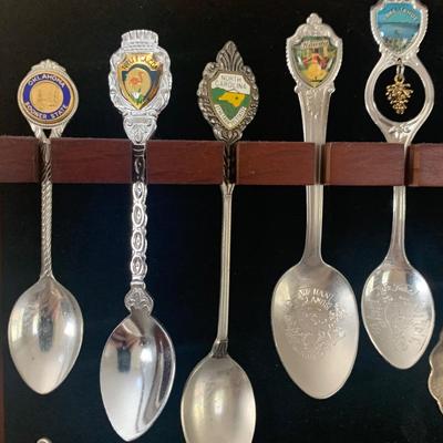 North Carolina & More Collectible Souvenir Spoons with Wood & Glass Display Case (K-HS)