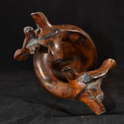18.5â€ Entwined Giraffe Carving