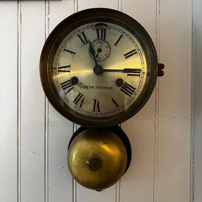 N255 Antique 20th Century Seth Thomas Shipâ€™s Bell Wall Clock No.283