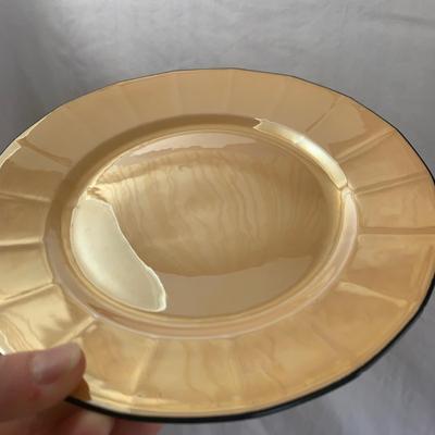 GeschÃ¼tzt Iridescent Tea Set for Six (K-HS)