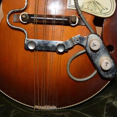 Vintage Silvertone Sunburst Mandolin w/ KENT WC-16 Removable Pick Up