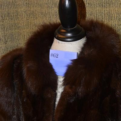 Beautiful Vintage Genuine Fur Coat Size M/L